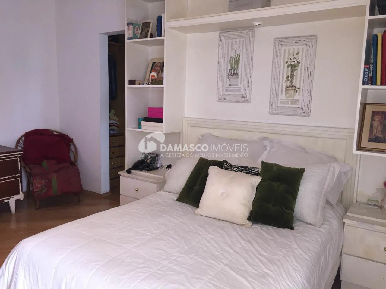 Sobrado à venda 3 Quartos, 3 Suites, 2 Vagas, 223M², Olímpico, São Caetano do Sul - SP