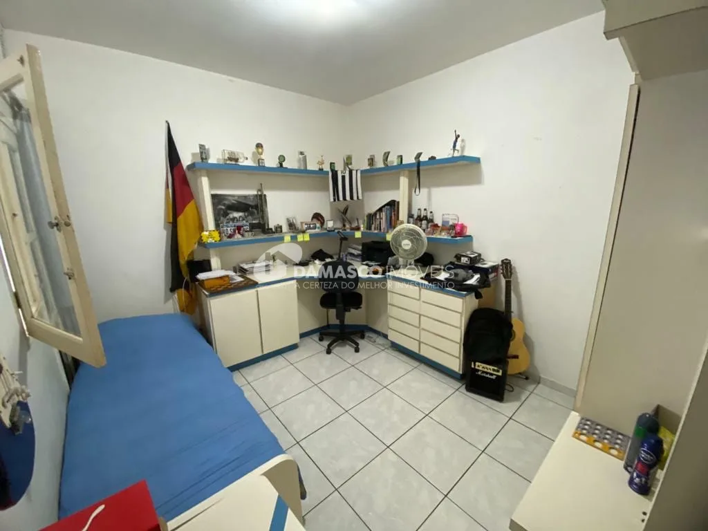 Sobrado à venda 3 Quartos, 1 Suite, 2 Vagas, 165M², Jardim, Santo André - SP