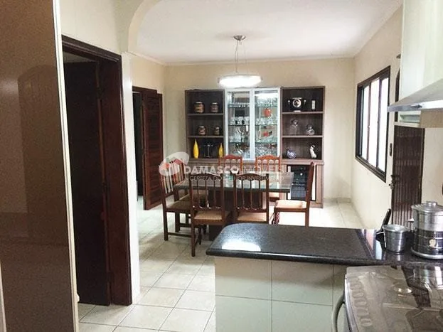 Casa à venda 3 Quartos, 2 Suites, 4 Vagas, 224M², Campestre, Santo André - SP