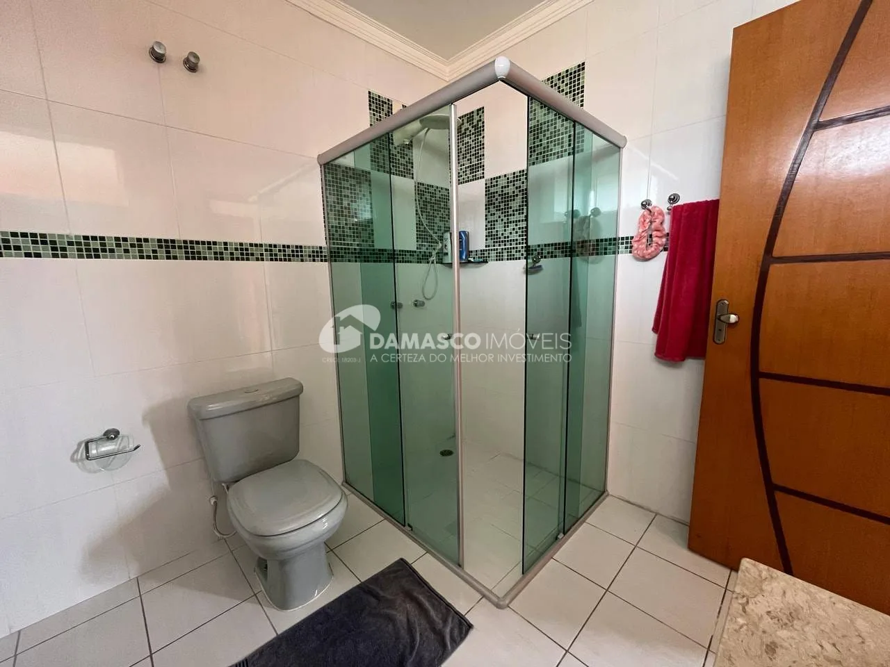 Incrível Sobrado à venda com 3 suítes e 5 vagas de garagem, Bairro Olímpico, São Caetano do Sul, SP