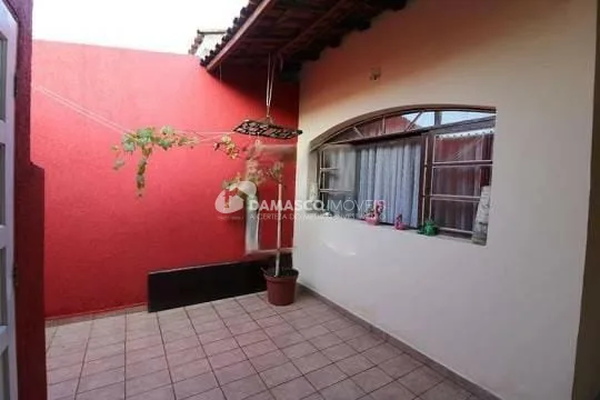 Casa à venda 3 Quartos, 1 Suite, 2 Vagas, 103M², Vila Alpina, São Paulo - SP
