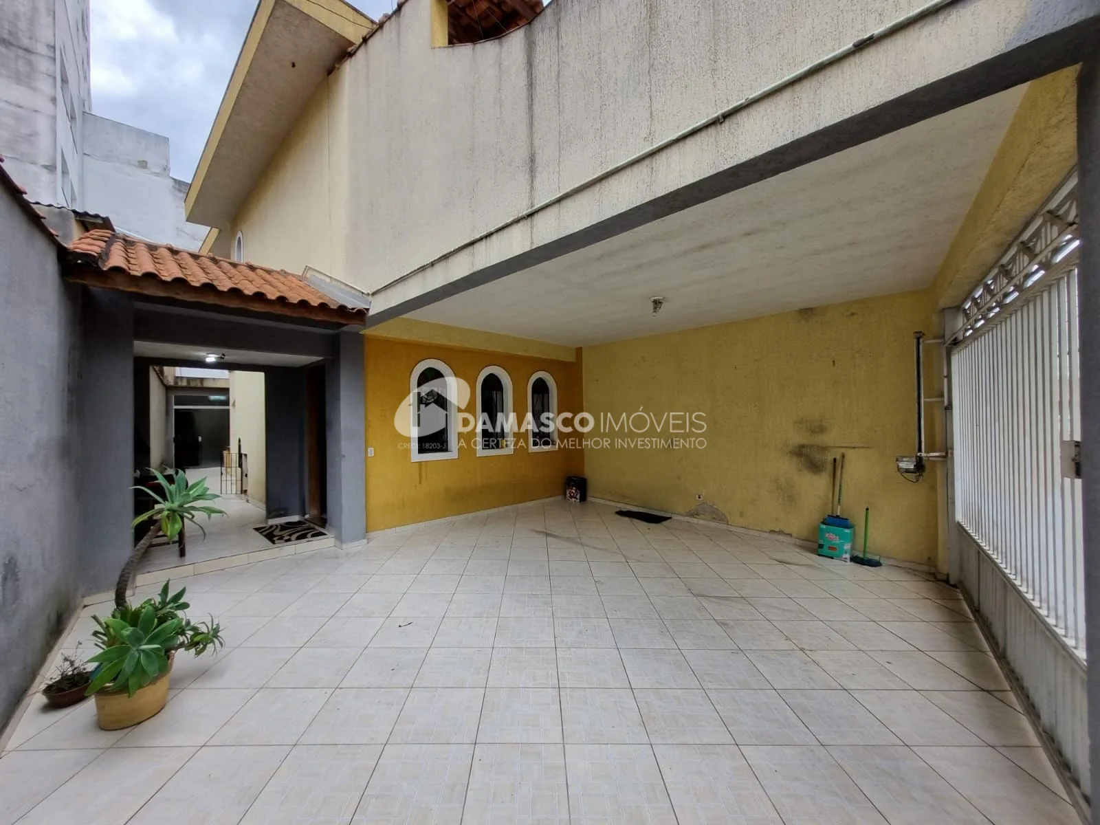 Sobrado à venda 3 Quartos, 1 Suite, 3 Vagas, 225M², Rudge Ramos, São Bernardo do Campo - SP