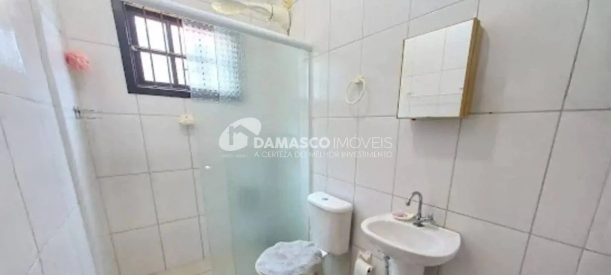 Casa com 2 quartos - Bertioga