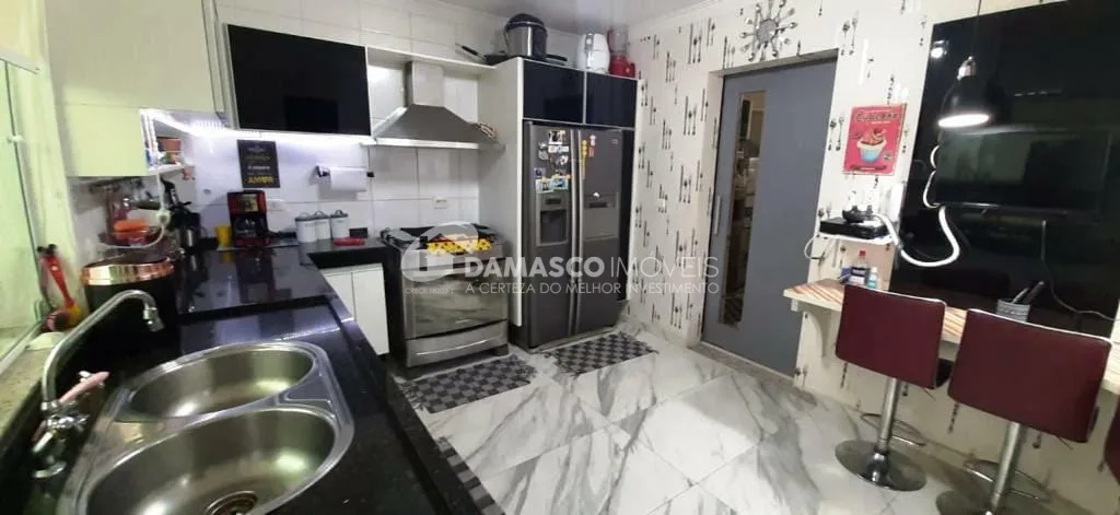 Sobrado à venda 3 Quartos, 3 Suites, 280M², Vila Valparaíso, Santo André - SP