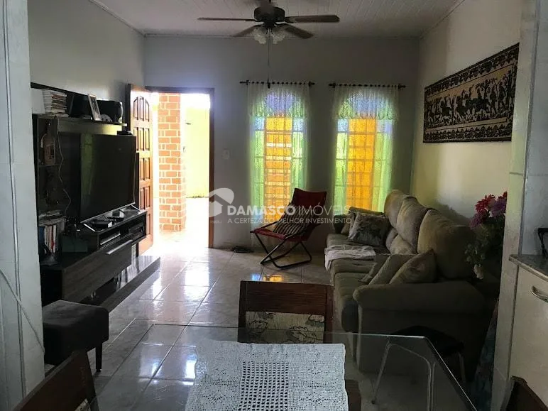 Casa à venda 3 Quartos, 3 Vagas, 250M², Jardim Jaqueira, Caraguatatuba - SP