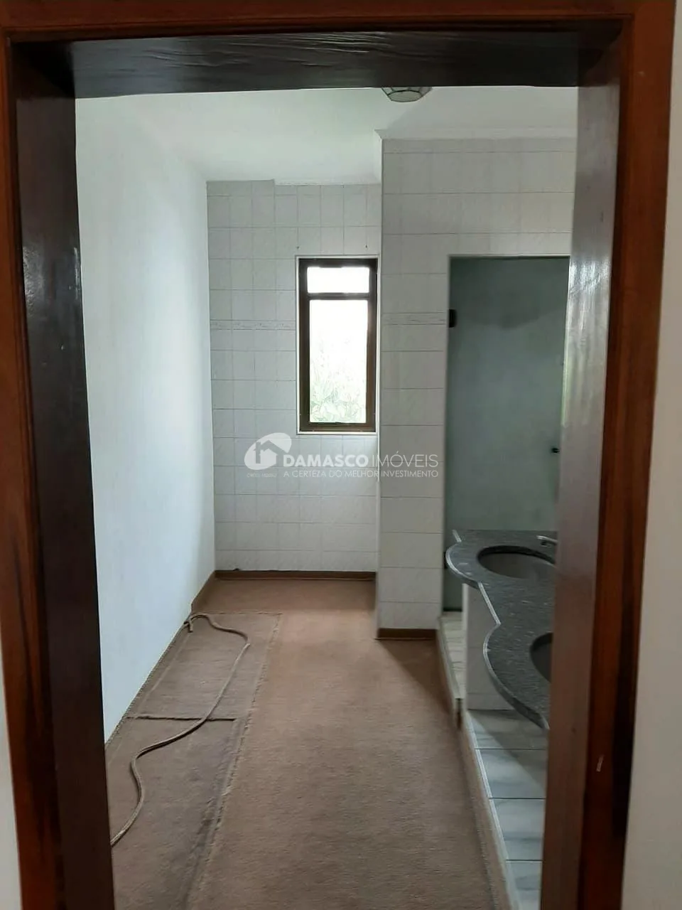 Sobrado à venda 4 Quartos, 2 Suites, 6 Vagas, 462M², Santa Teresinha, Santo André - SP
