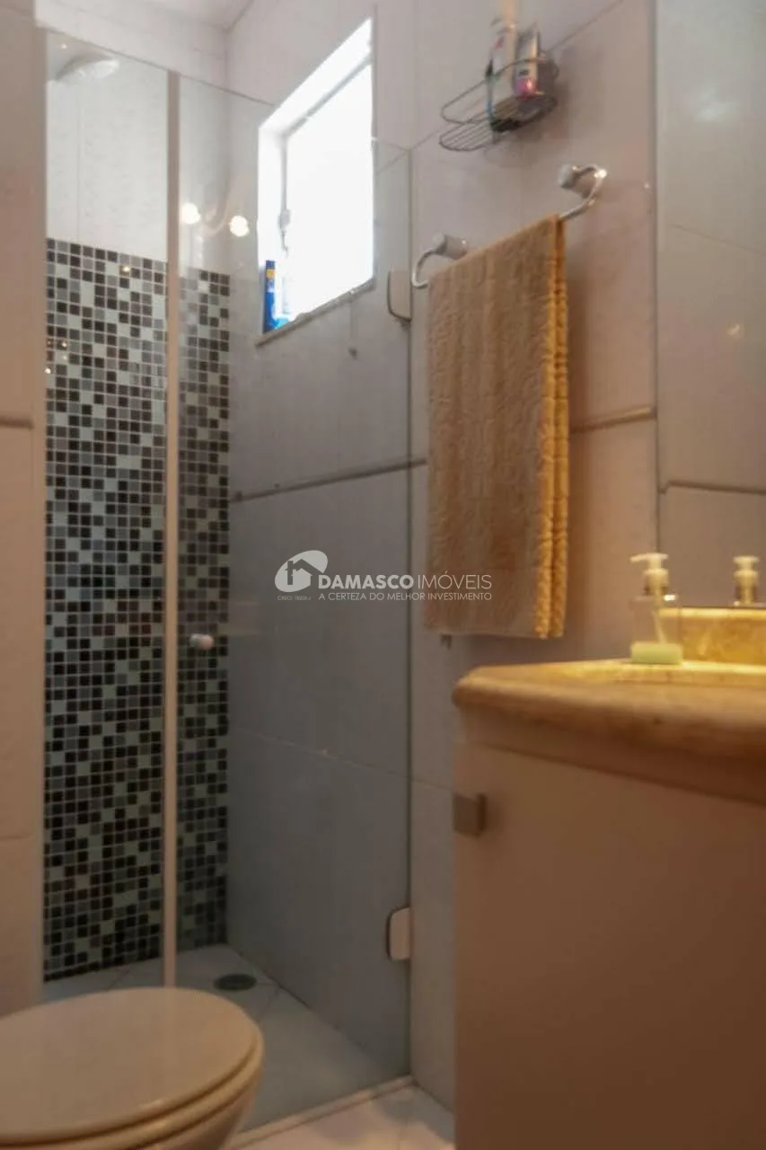 Sobrado à venda 3 Quartos, 1 Suite, 2 Vagas, Vila Alpina, São Paulo - SP