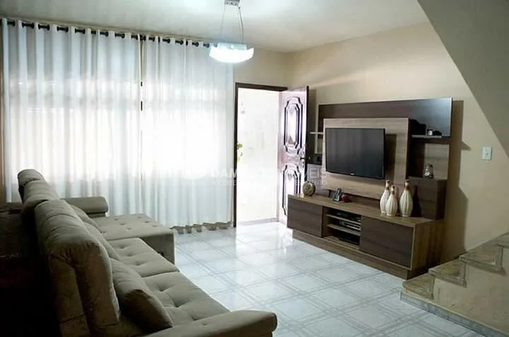 Sobrado à venda 2 Quartos, 2 Vagas, Rudge Ramos, São Bernardo do Campo - SP