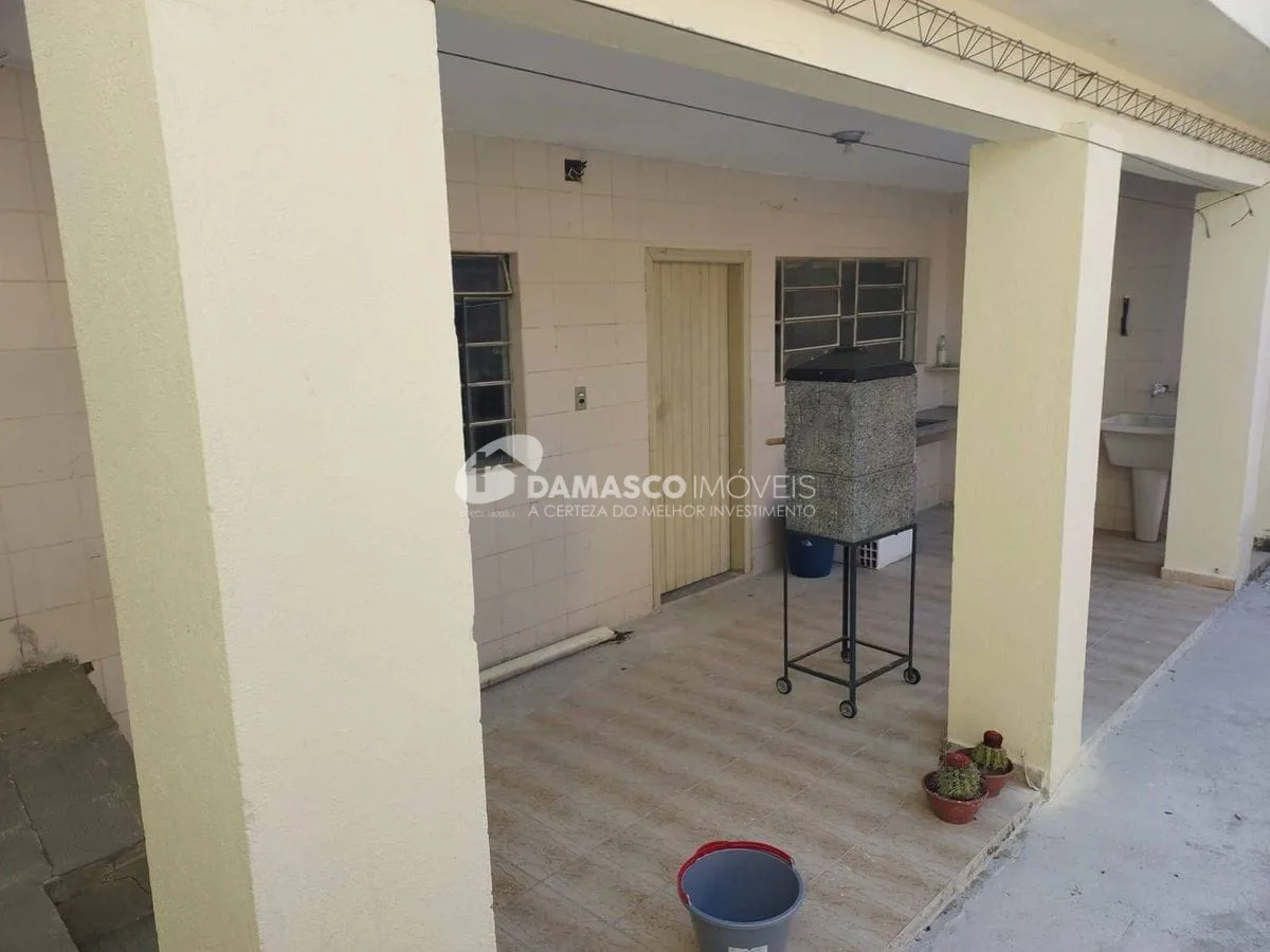 Sobrado no interior