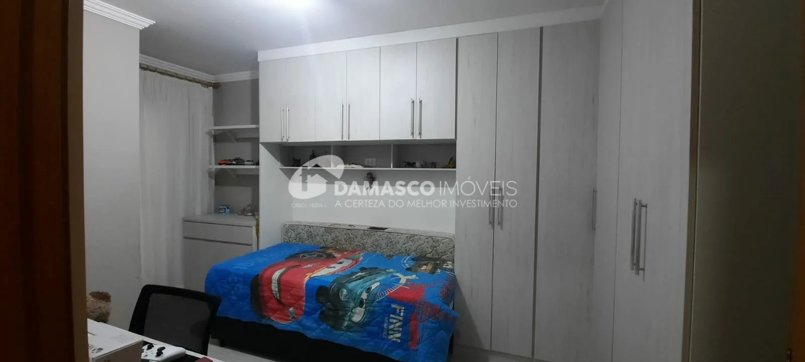 Sobrado à venda 3 Quartos, 3 Suites, 3 Vagas, Nova Gerty, São Caetano do Sul - SP