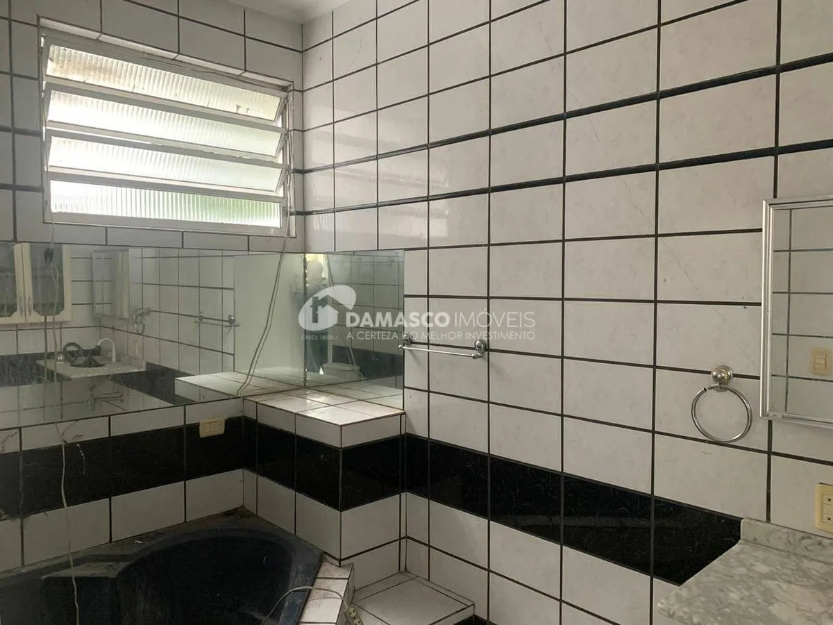 Sobrado à venda 4 Quartos, 3 Suites, 2 Vagas, 265M², Aclimação, São Paulo - SP