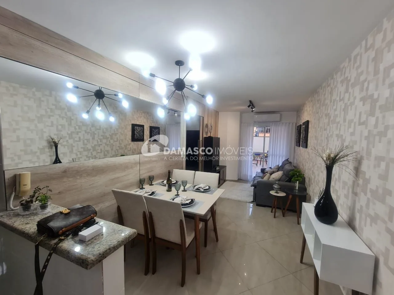 Apartamento Lindo, novo, todo mobiliado e decorado, 2/4, suíte, 2vagas, 80m², elevador. São Caetano do Sul - SP