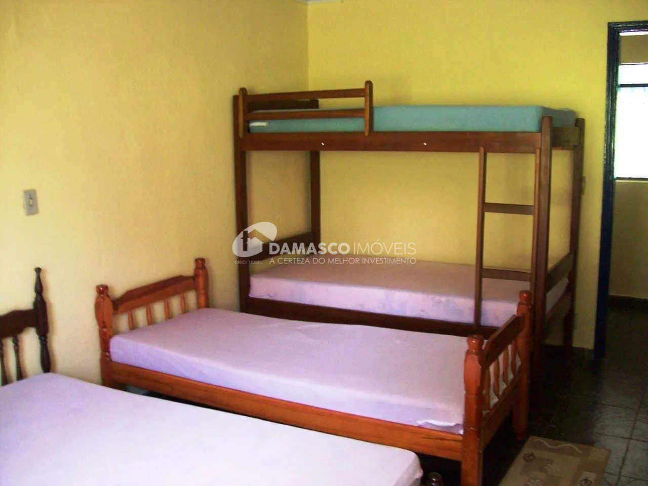 Chácara à venda 6 Quartos, 1 Suite, Bairro Pedras de Ouro, Itatiba - SP