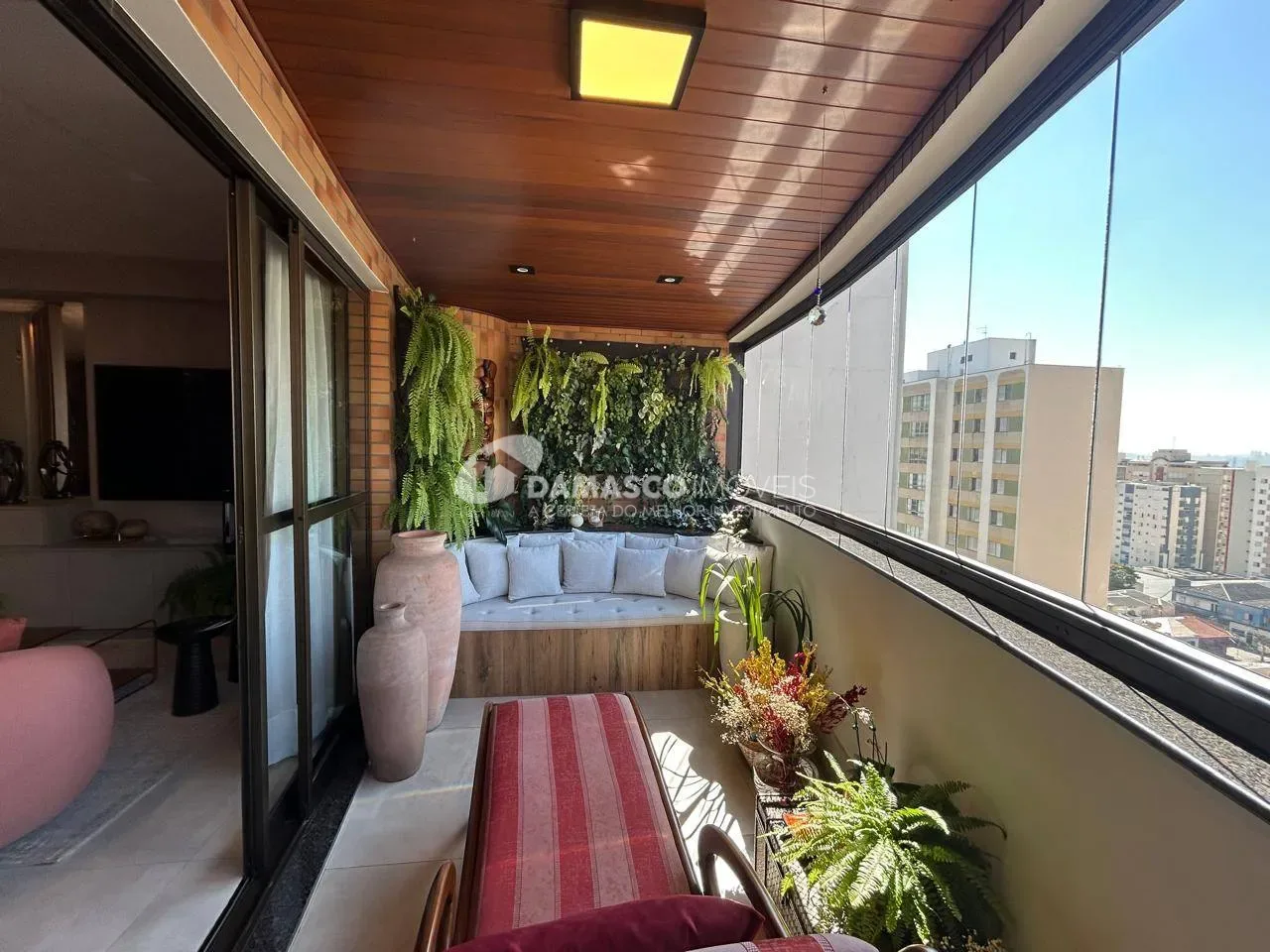 Apartamento de Alto Padrão à Venda no Santo Antônio, São Caetano do Sul | 238 m² | 4 Dormitórios | 2 Suítes