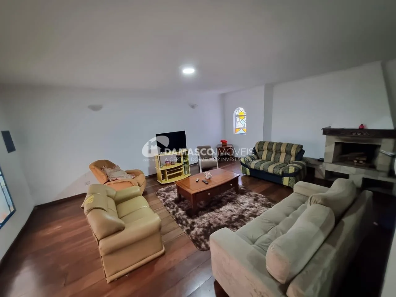 Sobrado à venda 4 Quartos, 2 Suites, 8 Vagas, Rudge Ramos, São Bernardo do Campo - SP