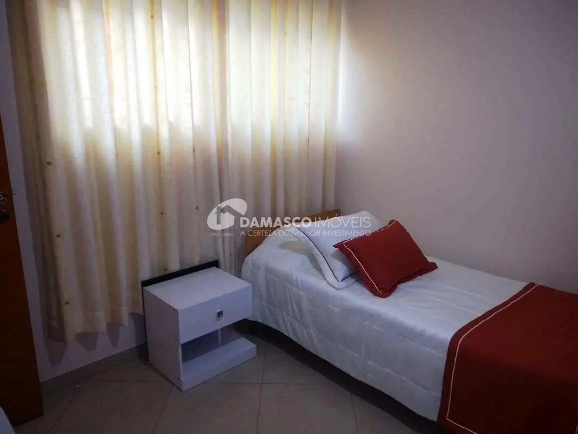 Sobrado à venda 3 Quartos, 1 Suite, 16 Vagas, 572M², Nova Gerty, São Caetano do Sul - SP