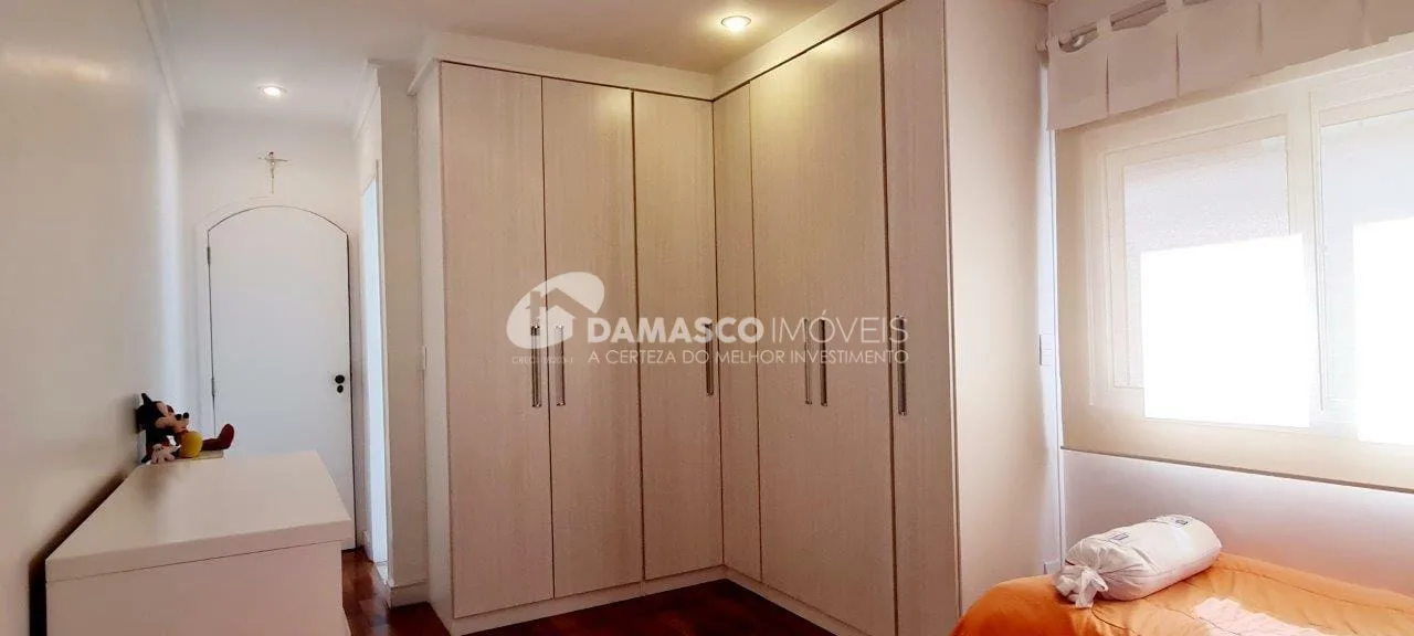 Casa para locação 3 Quartos, 3 Suítes, 6 Vagas, 326 m², Campestre, Santo André - SP