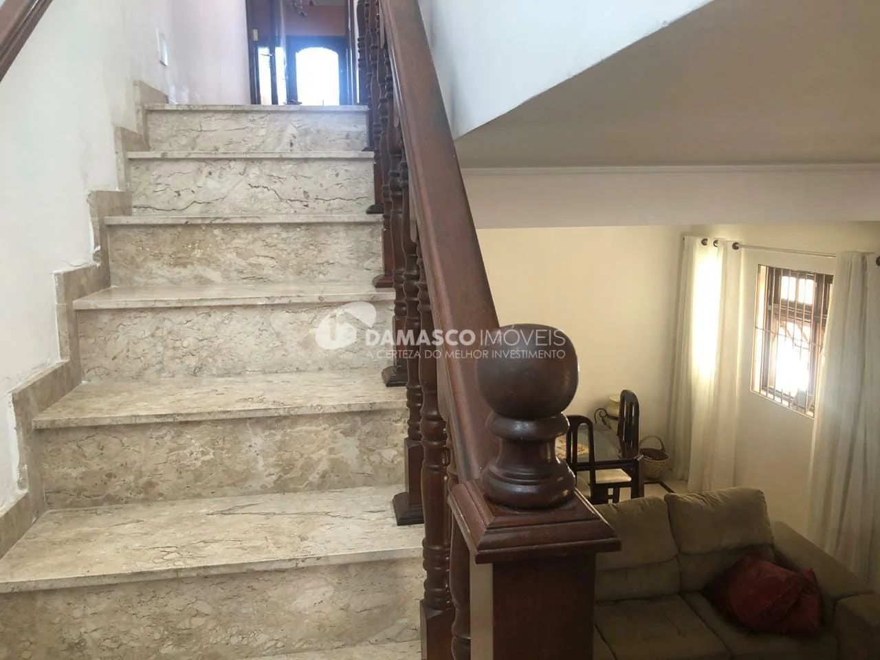 Sobrado à venda 3 Quartos, 3 Suites, 5 Vagas, 177M², Osvaldo Cruz, São Caetano do Sul - SP