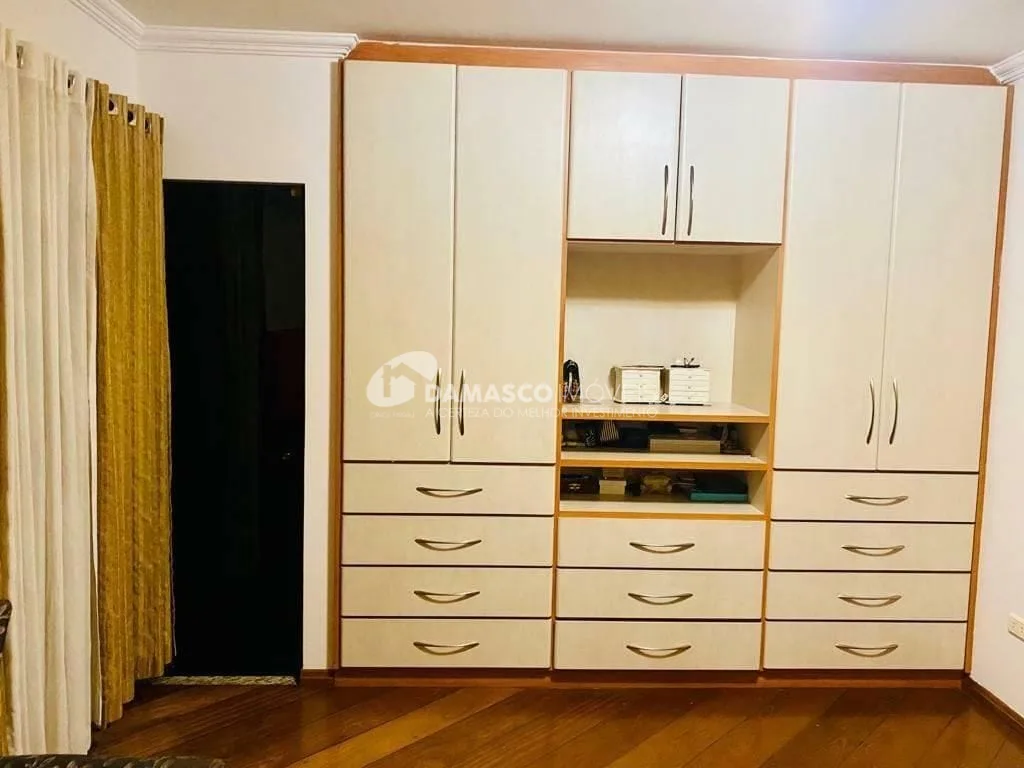 Sobrado à venda 4 Quartos, 3 Suites, 5 Vagas, Olímpico, São Caetano do Sul - SP