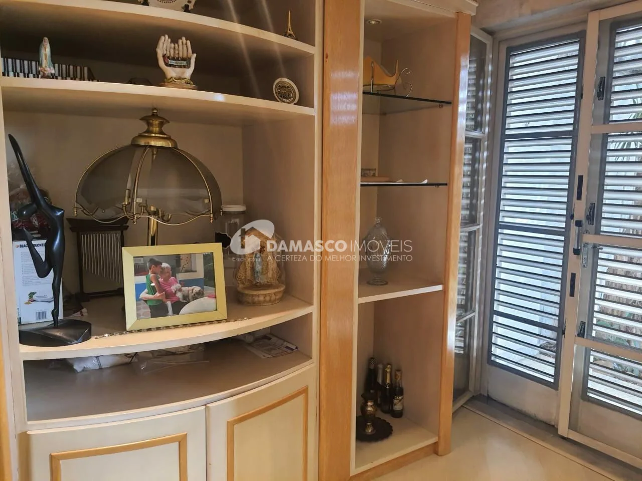 Sobrado à venda 3 Quartos, 1 Suite, 12 Vagas, 300M², Cerâmica, São Caetano do Sul - SP