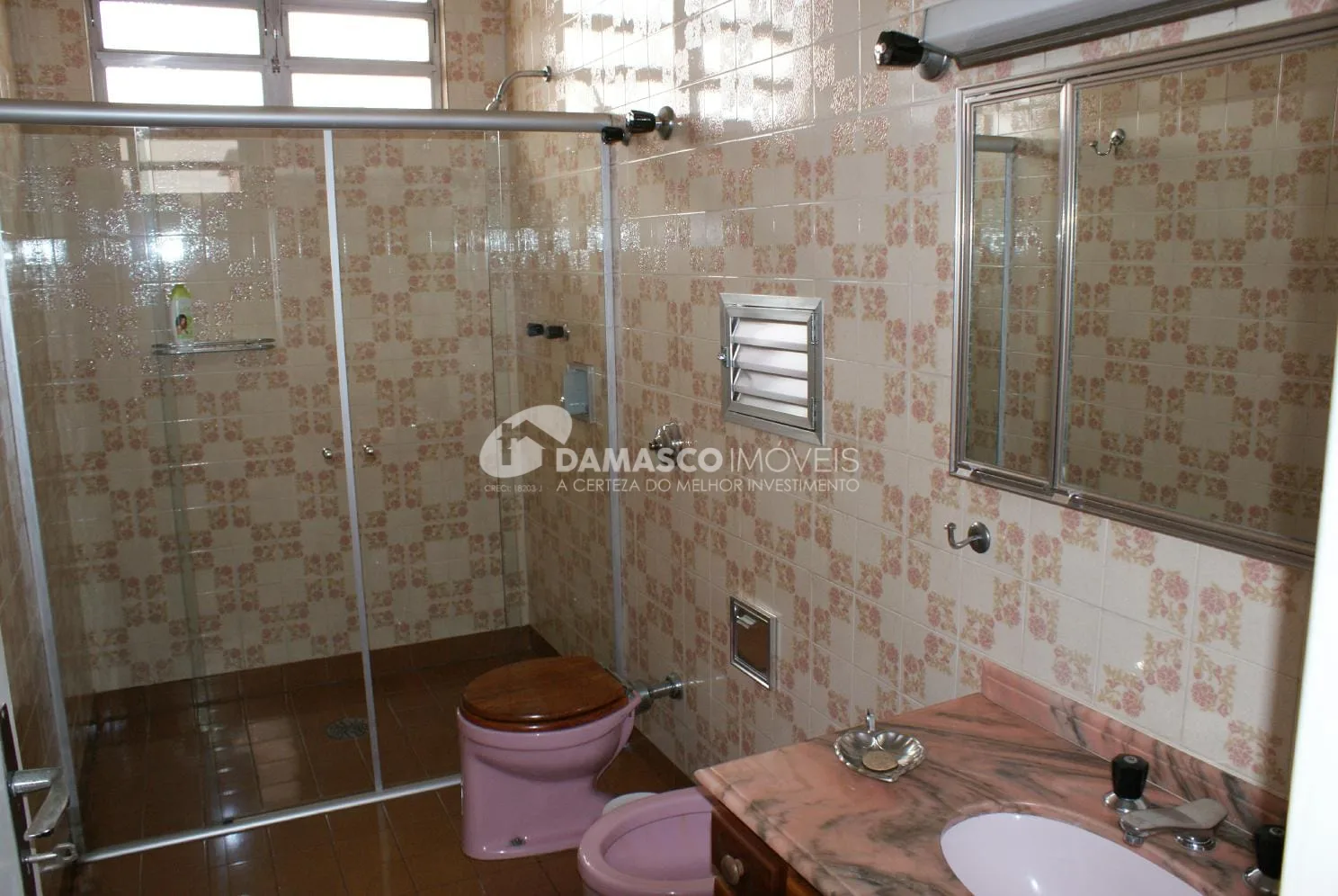 Casa à venda 3 Quartos, 1 Suite, 5 Vagas, 380M², Paulicéia, São Bernardo do Campo - SP