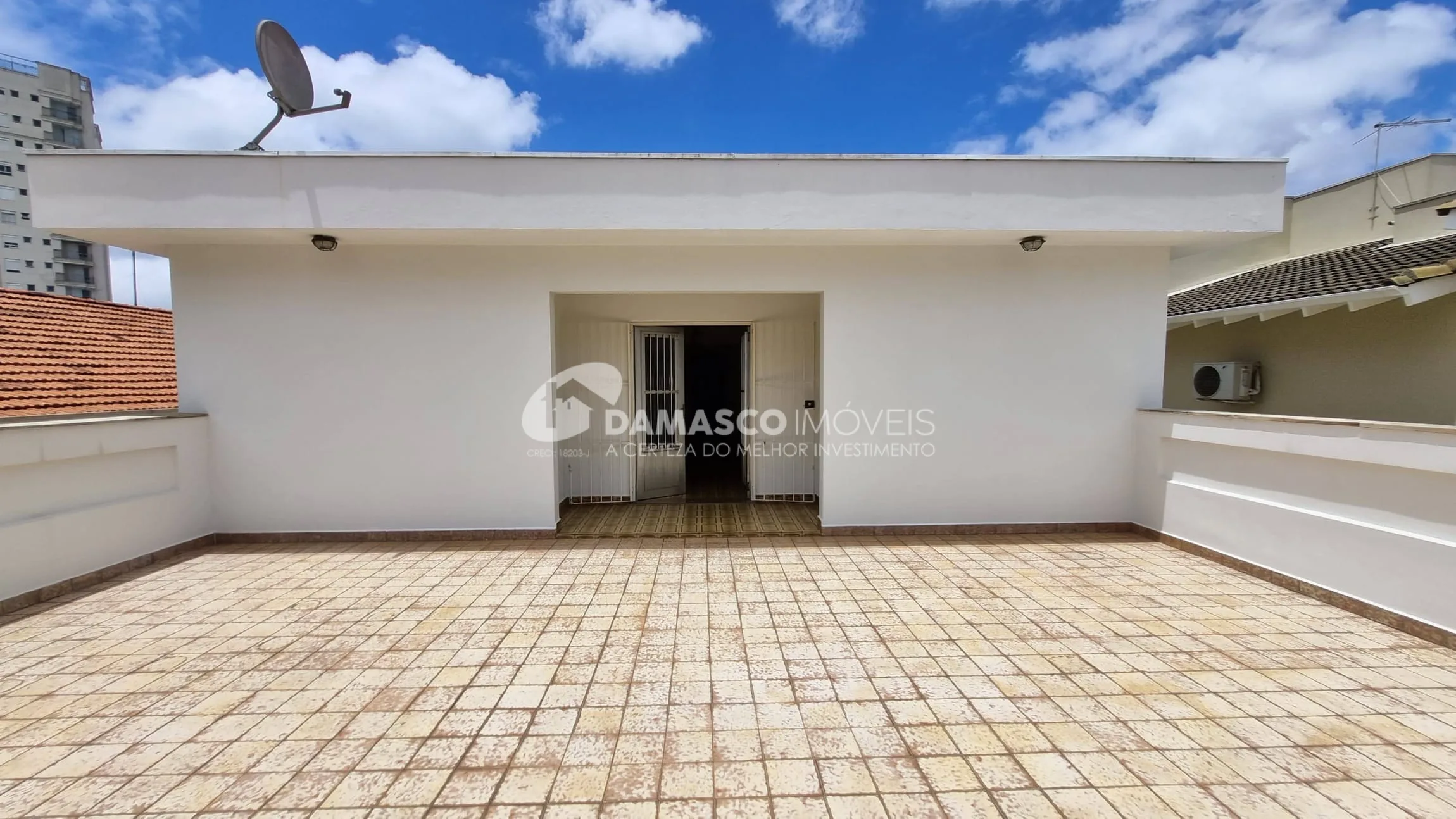 Sobrado à Venda em São Caetano do Sul | 4 Dormitórios | 3 Suítes | Segunda Casa Independente | 6 Vagas