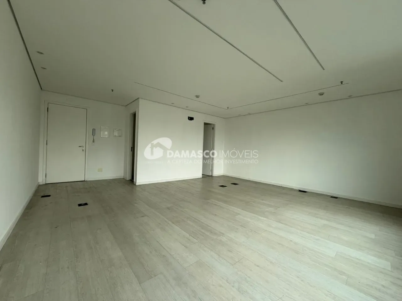 Sala Comercial com 37 m² à venda , com localização privilegiada, no Centro de São Caetano do Sul, SP