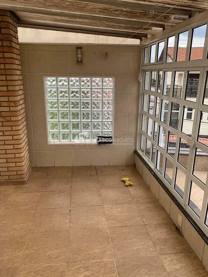 Sobrado à venda 3 Quartos, 1 Suite, 2 Vagas, 250M², Sítio da Figueira, São Paulo - SP