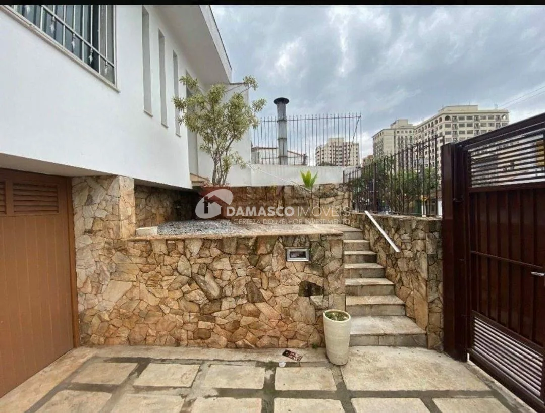 Casa à venda 3 Quartos, 1 Suite, 4 Vagas, 166M², Barcelona, São Caetano do Sul - SP