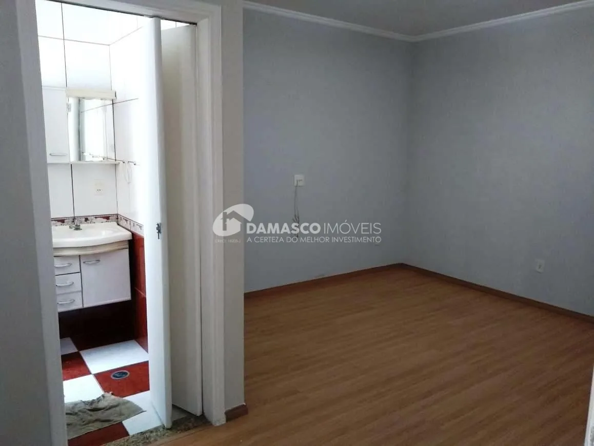 Sobrado à venda 3 Quartos, 3 Suites, 6 Vagas, 325M², Cerâmica, São Caetano do Sul - SP