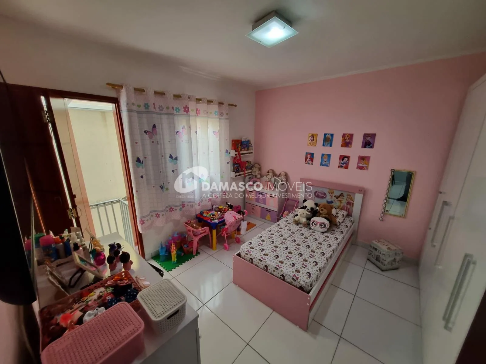 Sobrado à venda 2 Quartos, 2 Suites, 2 Vagas, Vila Alpina, São Paulo - SP