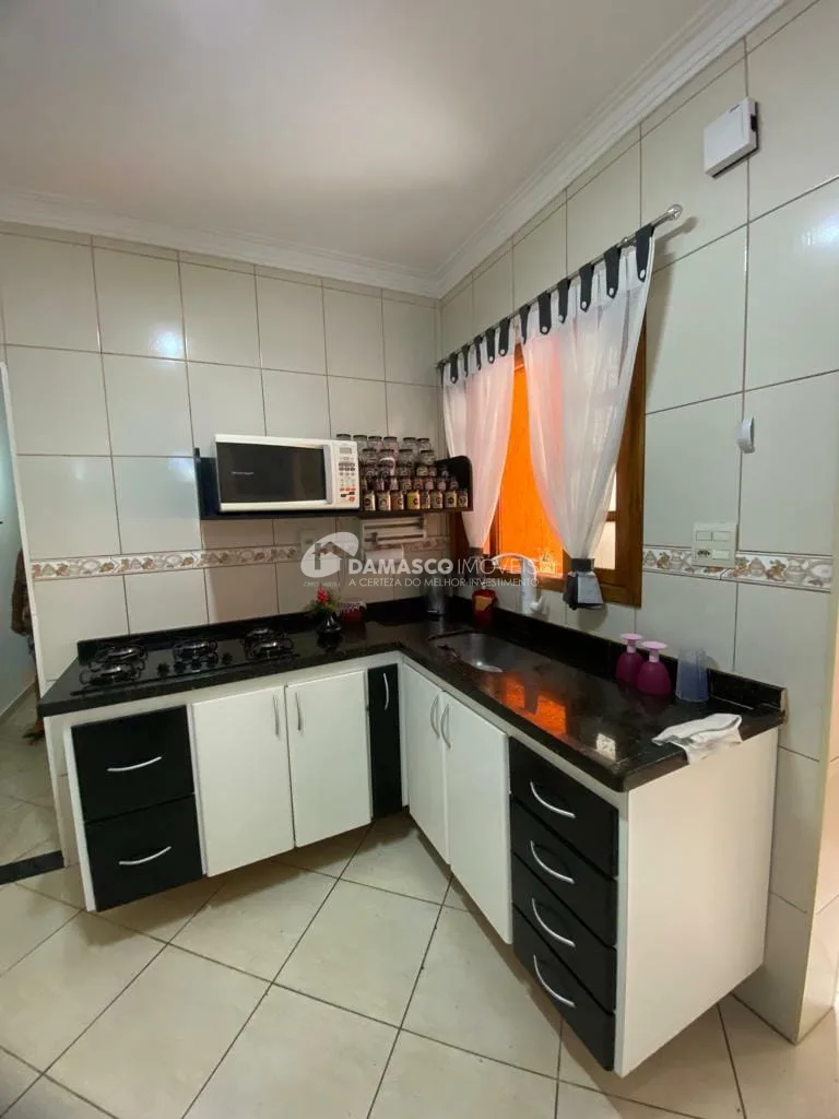 Casa à venda 2 Quartos, 1 Suite, 2 Vagas, 178M², Campestre, Santo André - SP