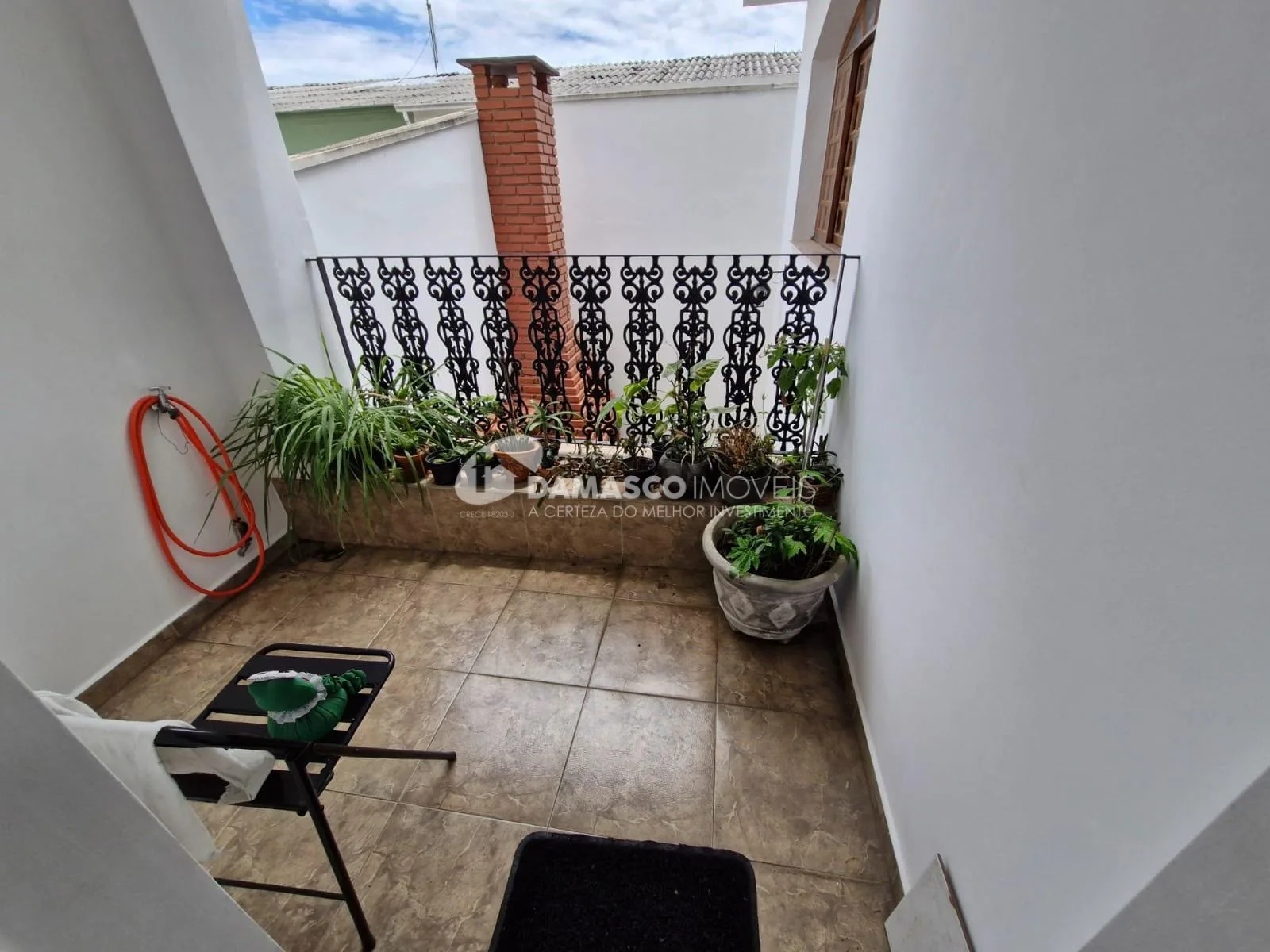 Sobrado à Venda no Barcelona, São Caetano do Sul | 3 Dormitórios | 1 Suíte | 3 Vagas