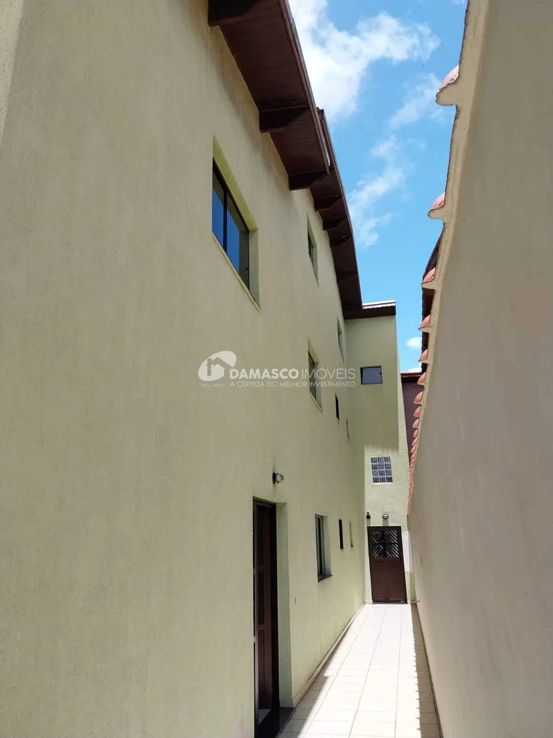 Sobrado à venda com edícula 4 dorm, 4 vagas, Jardim Las Vegas, Santo André, SP