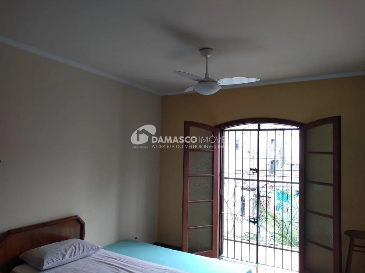Sobrado à venda 3 Quartos, 1 Suite, 4 Vagas, 320M², Santa Paula, São Caetano do Sul - SP