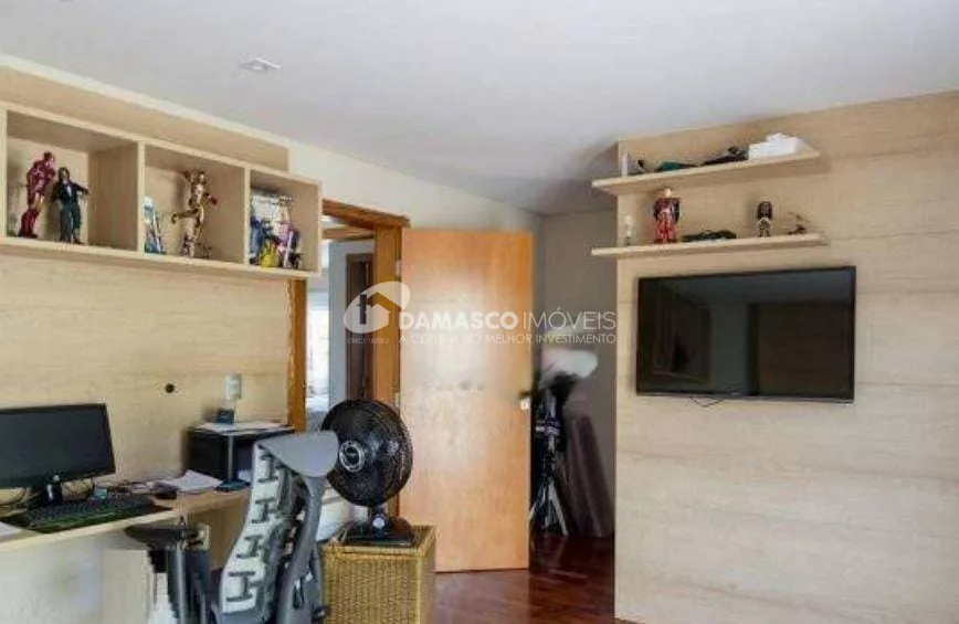 Sobrado à venda 4 Quartos, 3 Suites, 4 Vagas, 260M², Jardim São Caetano, São Caetano do Sul - SP