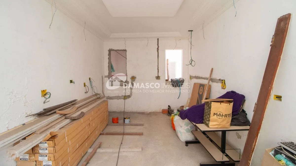 Imóvel com duas casas Bairro Osvaldo Cruz