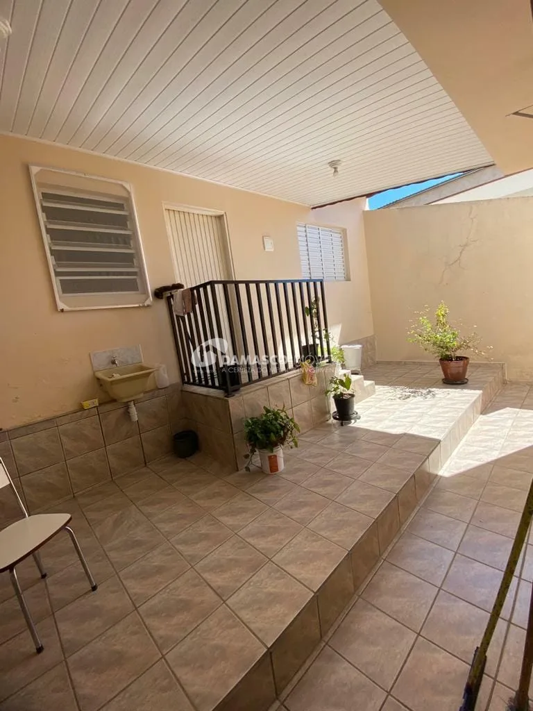 Sobrado à venda 3 Quartos, 1 Suite, 3 Vagas, 222M², Vila Palmares, Santo André - SP