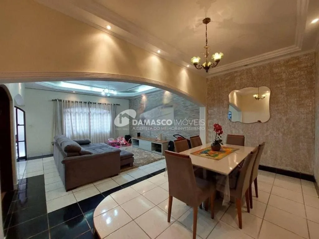 Casa à venda 3 Quartos, 1 Suite, 4 Vagas, 149M², Parque Marajoara, Santo André - SP