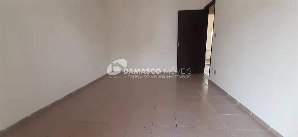 Casa à venda 2 Quartos, 6 Vagas, Campestre, Santo André - SP
