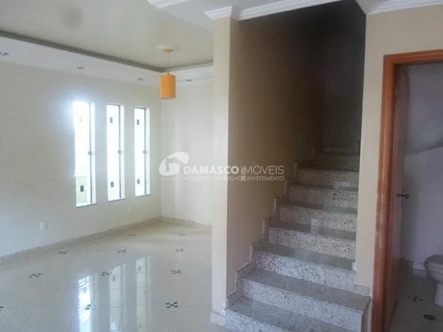 Sobrado à venda 3 Quartos, 1 Suite, 3 Vagas, 100M², Vila Valparaíso, Santo André - SP