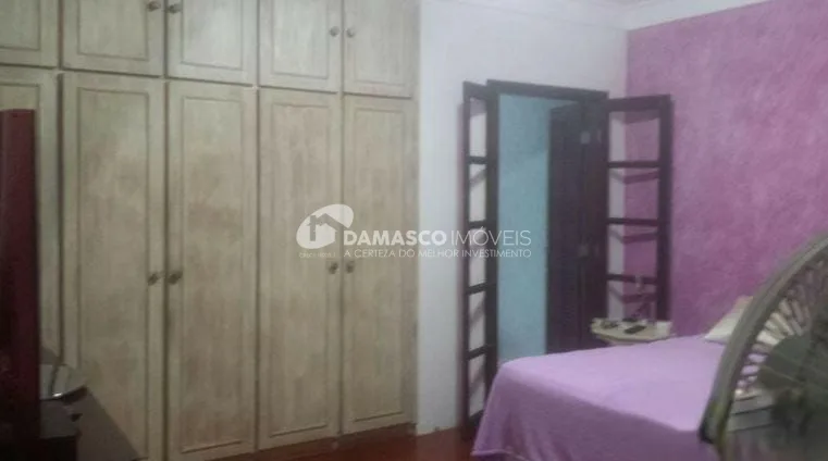 Sobrado à venda 3 Quartos, 1 Suite, 2 Vagas, 285M², Santa Maria, Santo André - SP