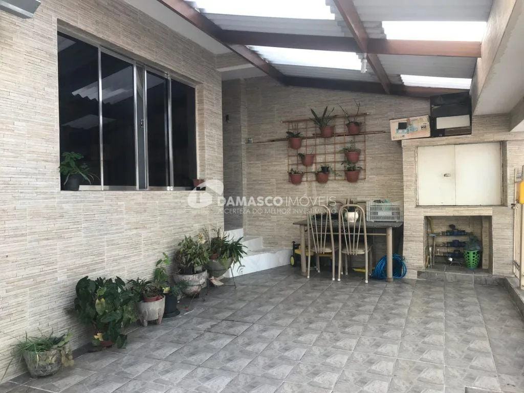 Sobrado à venda 1 Quarto, 1 Suite, 3 Vagas, 254M², Nova Gerty, São Caetano do Sul - SP