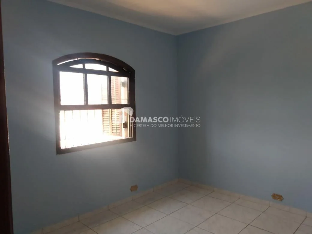 Sobrado à venda 3 Quartos, 2 Vagas, 151M², Campestre, Santo André - SP