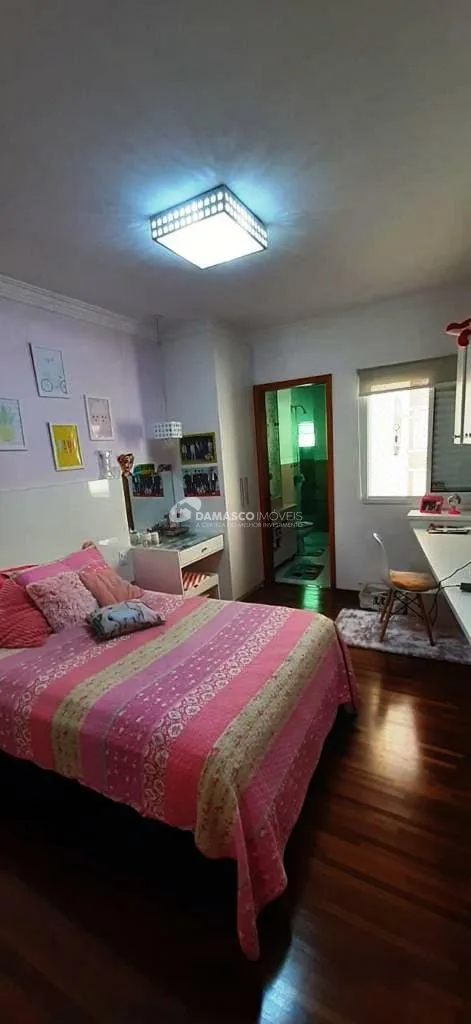 Sobrado à venda 3 Quartos, 3 Suites, 280M², Vila Valparaíso, Santo André - SP