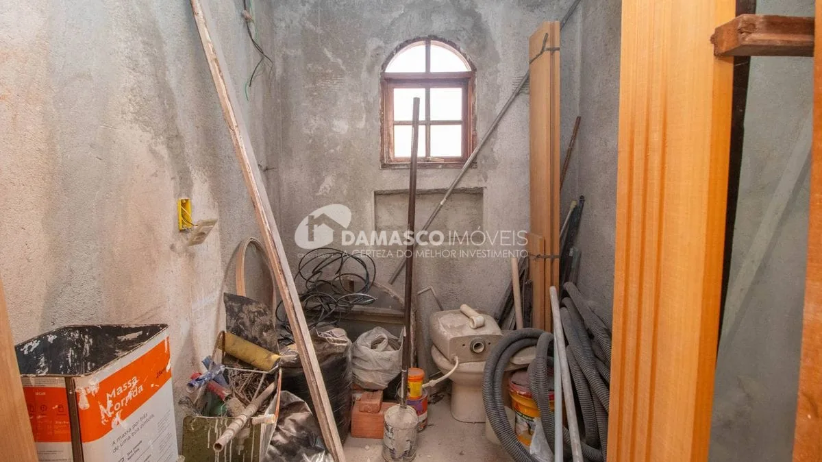 Imóvel com duas casas Bairro Osvaldo Cruz