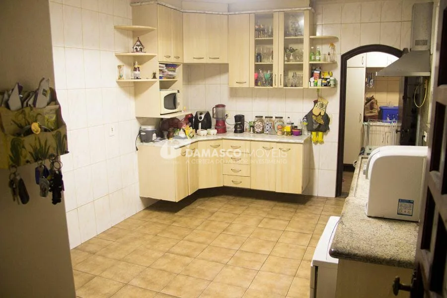 Sobrado à venda 3 Quartos, 1 Suite, 2 Vagas, 231M², Barcelona, São Caetano do Sul - SP