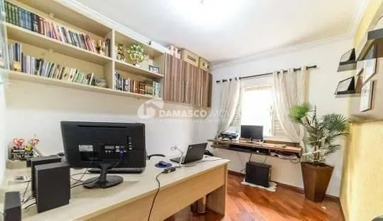 Sobrado à venda 5 Quartos, 1 Suite, 3 Vagas, 265M², Mauá, São Caetano do Sul - SP