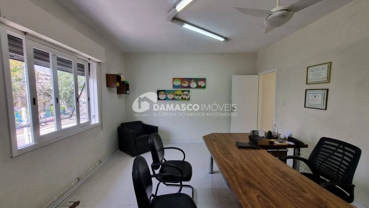 Sobrado à venda, 3 dorm (1suíte), 6 vagas, Olímpico