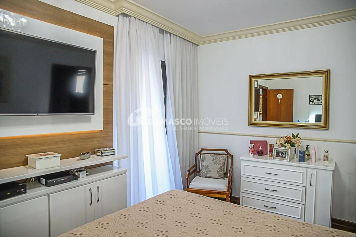 Apartamento à venda 3 Quartos, 3 Suites, 2 Vagas, 205M², Barcelona, São Caetano do Sul - SP 